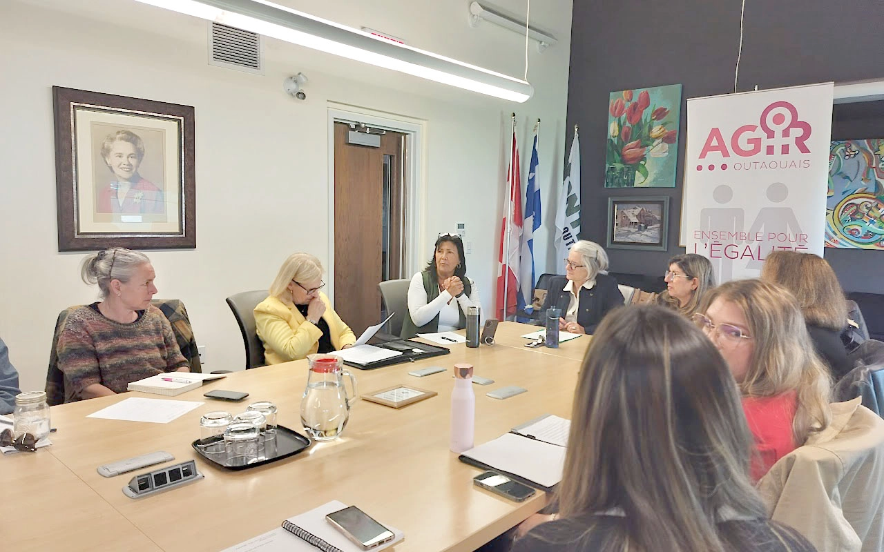 Des femmes partagent leur expérience en politique municipale lors d’un panel